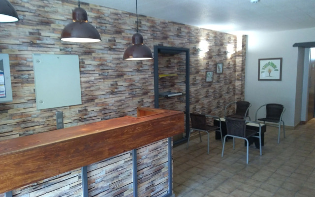 Hôtel Restaurant LES VOYAGEURS