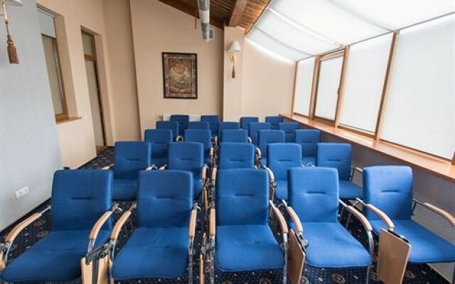 Kupava Deluxe Hotel