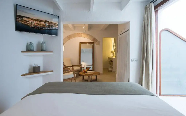 S'Hotelet d'es Born - Suites & SPA