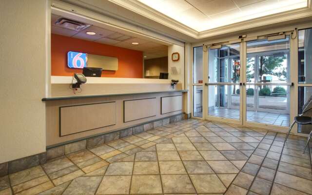 Motel 6 Lehi, UT – Thanksgiving Point