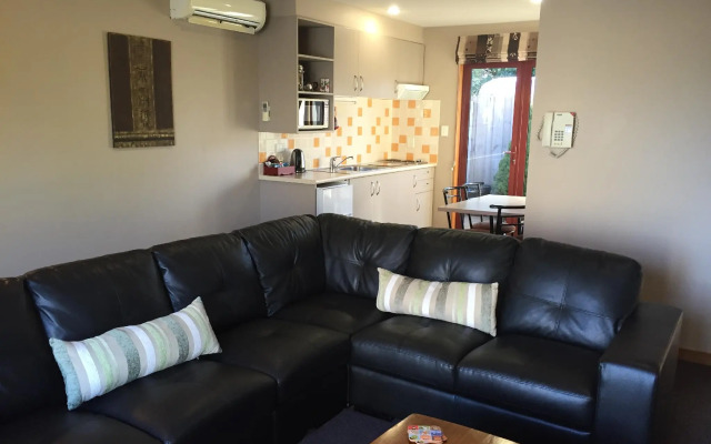 Settlers Boutique Motel