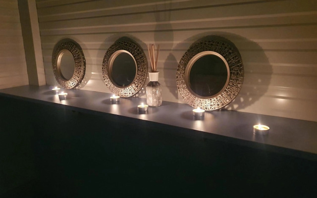 Roof Apartment ART-PE