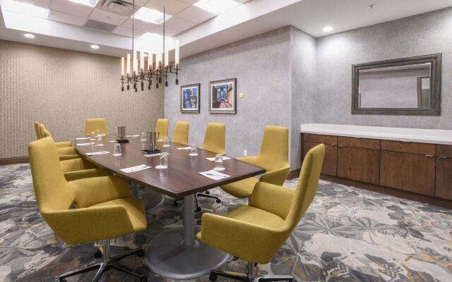 Hilton Garden Inn Cincinnati Midtown