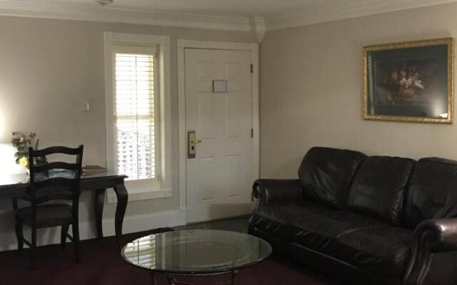 Plaza Suites Metairie