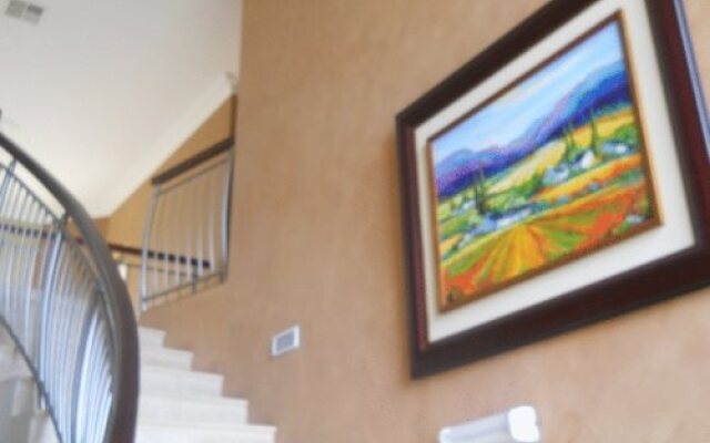 Tuscanview Guest House