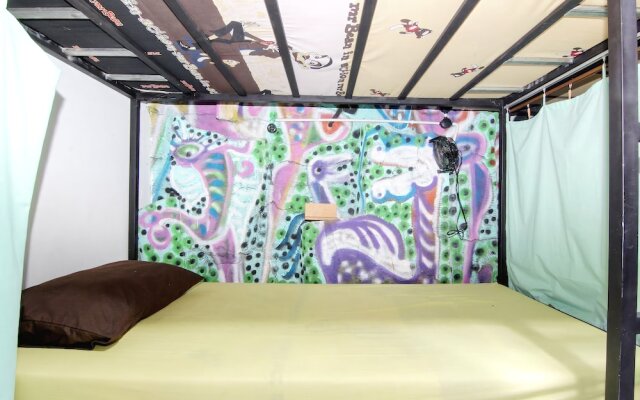De'Oplet Homestay & Gallery