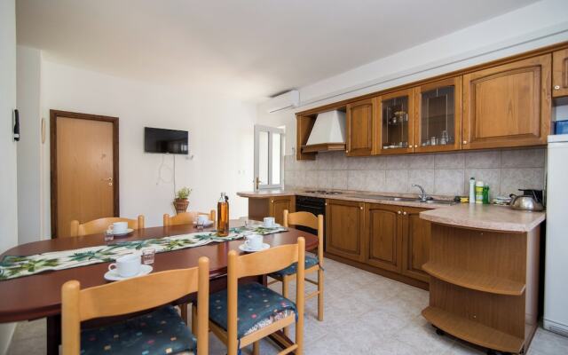 Apartments Pinija -