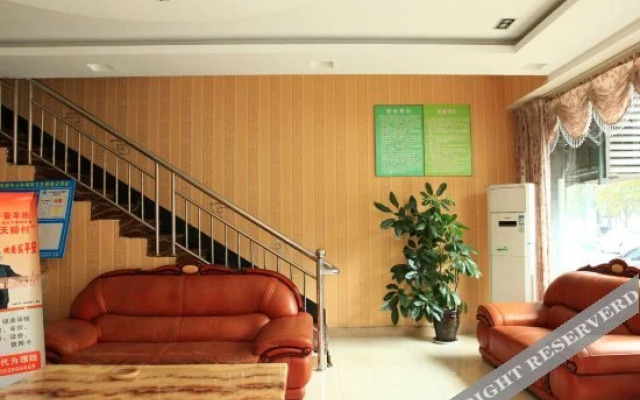 Xiaozhu  Hotel(小住连锁酒店)