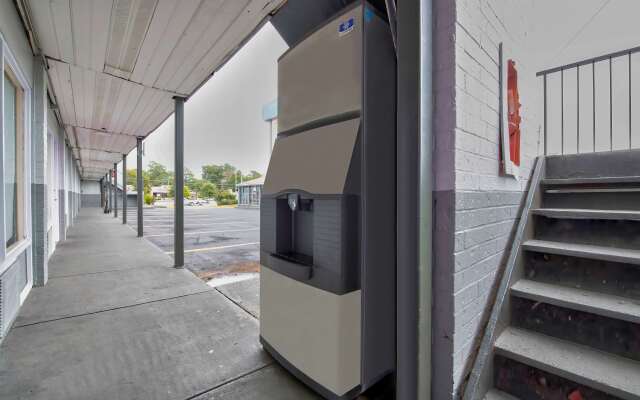 Motel 6 Tuscaloosa, AL – University