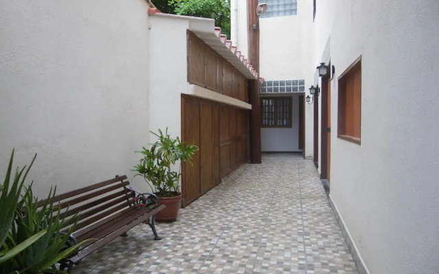 Residencial Gigóia Inn