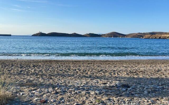Charming two Bedroom Fisherman's House on Kea