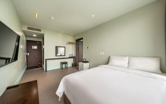 Sunrise Hotel Jungmun