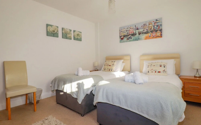 47 Bredon Court