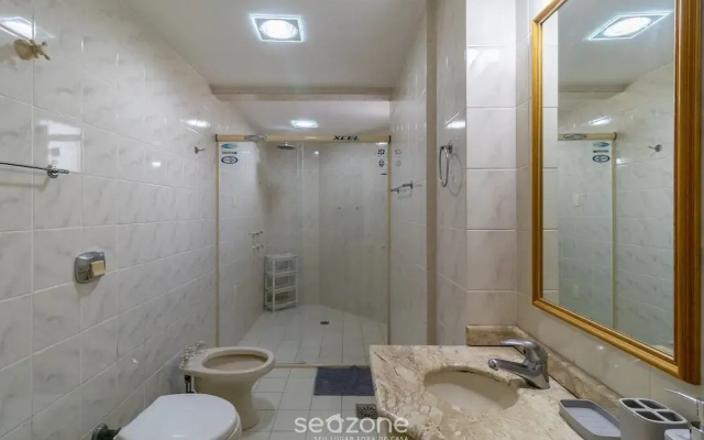 3 Bedroom Aprt w/ Suite 200m fr/ the Beach Ime1001