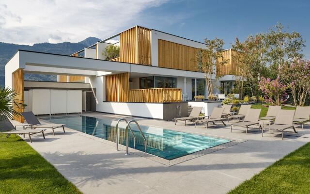 Alea Garda Lake Suite