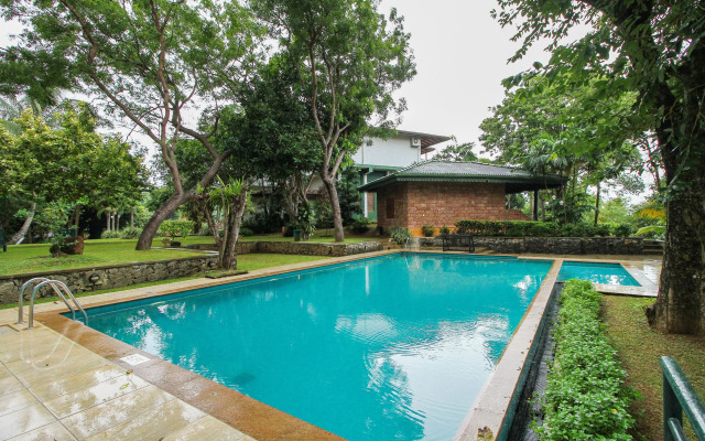 Lotus Paradise Health Resort