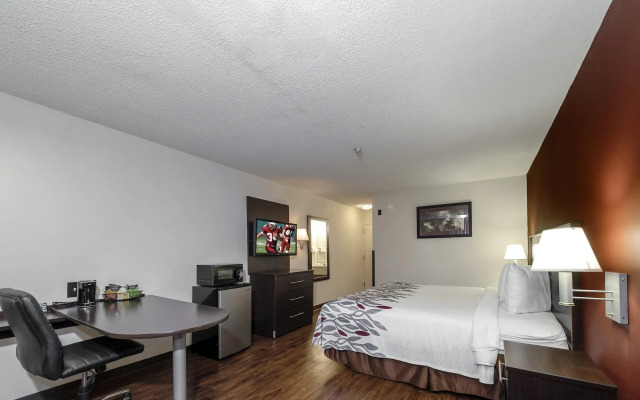 Red Roof Inn & Suites Savannah Airport