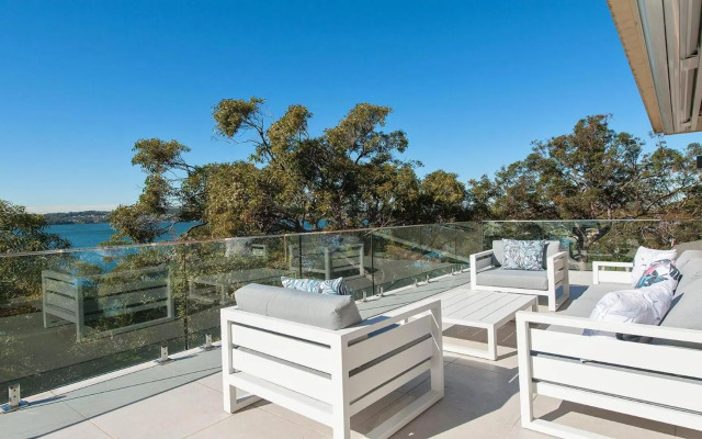 The Family Entertainer - with sweeping water views