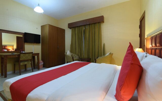 California Suites by OYO Rooms