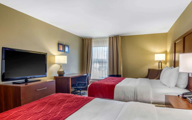 Comfort Inn & Suites LaGrange East