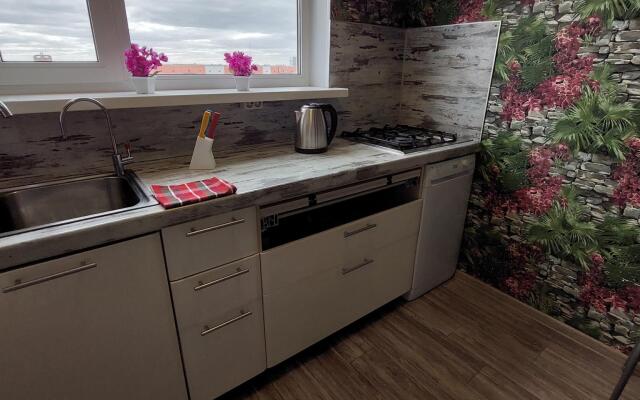 Крокус на проспекте Ленинградский 10