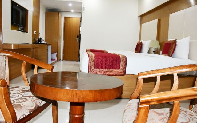 Hotel Anand International