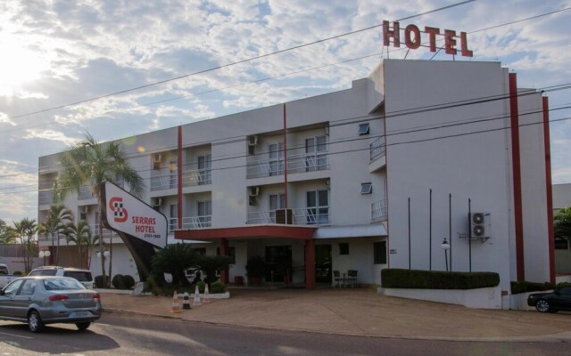 Serras Hotel