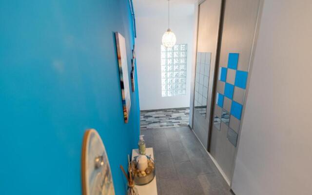 Oliver's Beach House