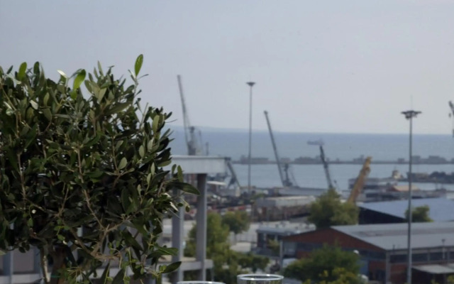 Anessis Hotel