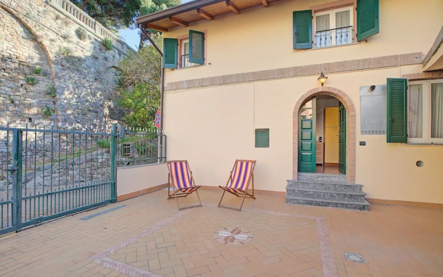 Queen Elena Home Centro Sanremo