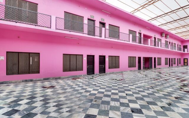 SPOT ON 42133 Hanuman Bagh