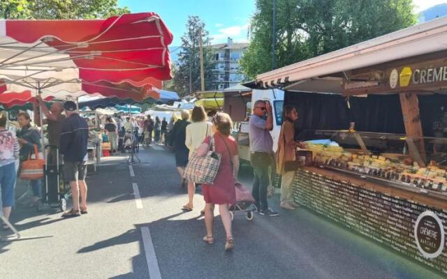 Pom'Verte-près du centre-ville et du lac -parking gratuit