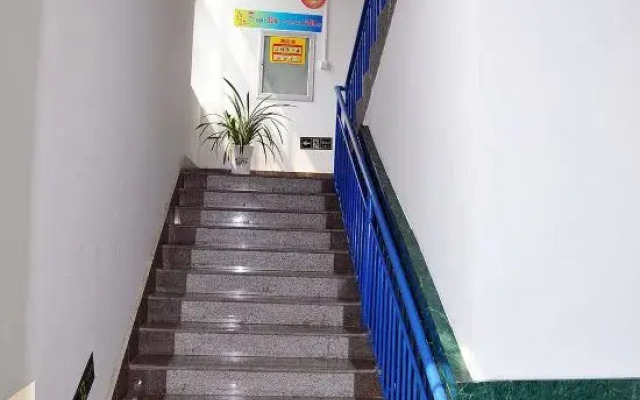 Yiyuan Kaijie Hotel