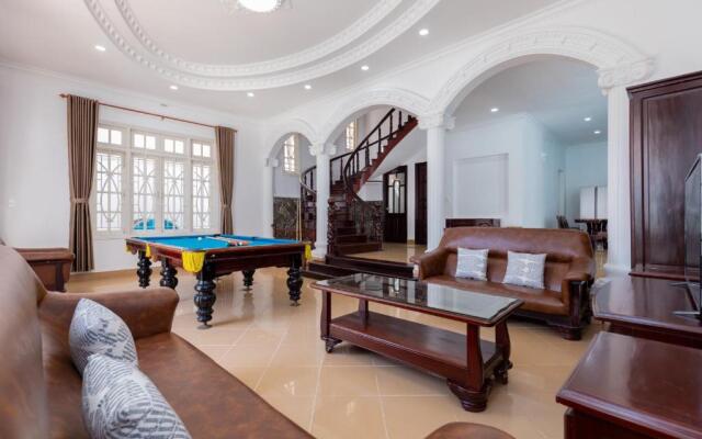Ruby Villa F1