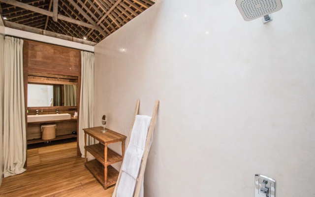 Marika Sawah Villas-6Bedroom Private Pool
