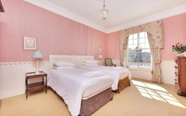 No 1 The Mansions by Mansley Serviced Apartments