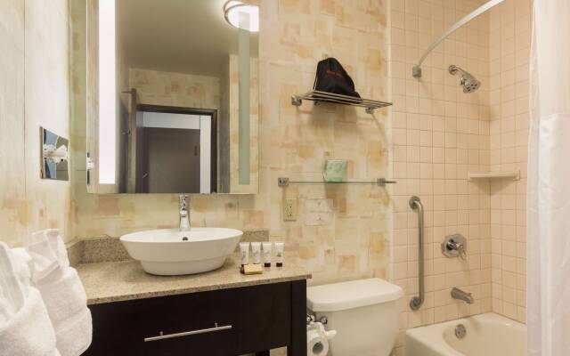 Red Lion Hotel Monterey