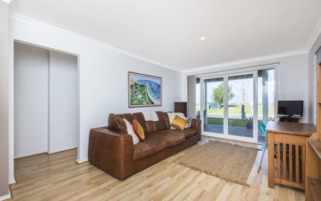 Whitehaven- Beach View From Every Room