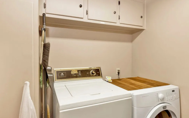 Pinetree Retreat #2499