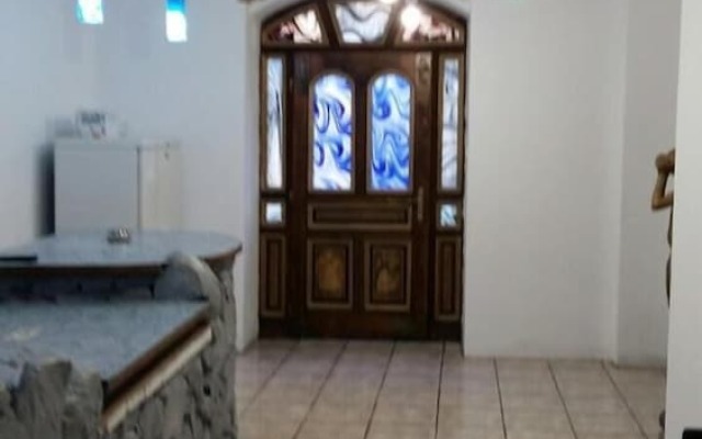 Central Antique Apartments