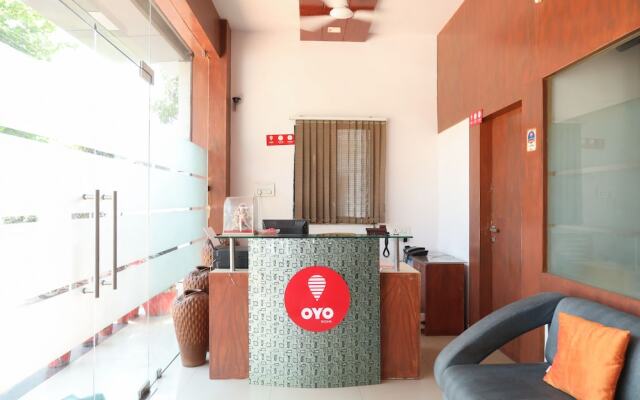 OYO 6433 Hotel Check Inn