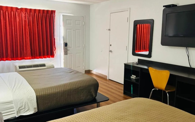 Super 7 Inn Tupelo