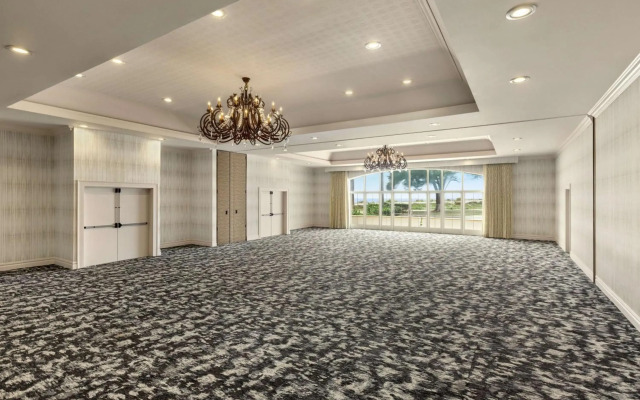 Hilton Garden Inn Carlsbad Beach