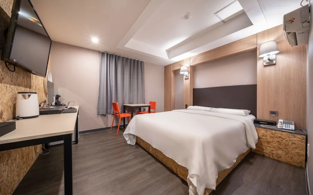 26 Hotel