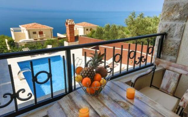 Sunny Villas