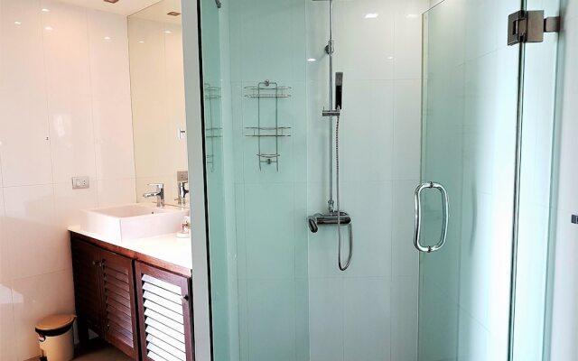 KB Apartments 3 Karon Beach by PHR