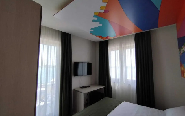 HAPPYROOMS