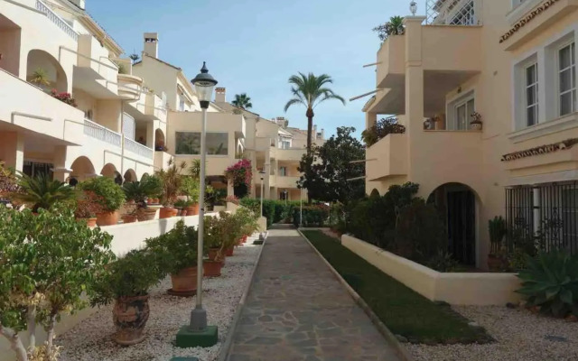 Apartment near Puerto Banus