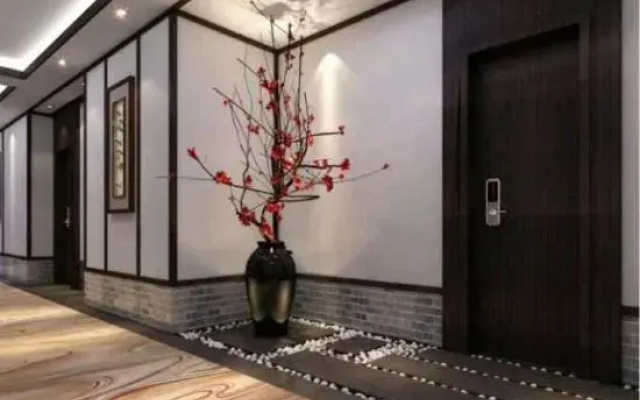 Lijin Hotel