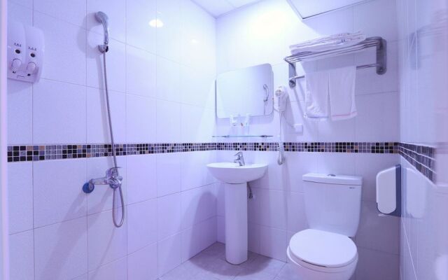 ELIM Hotel